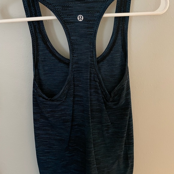 Lululemon swiftly tech Racerback - Picture 2 of 2